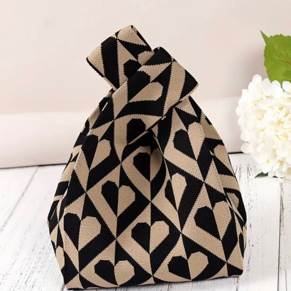 Boho Chic Knitted Wristlet Handbag For Women, Stylish Mini Foldable Tote - Picture 2 of 6